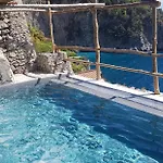 Cannaverde - Amalfi Coast Camp Maiori
