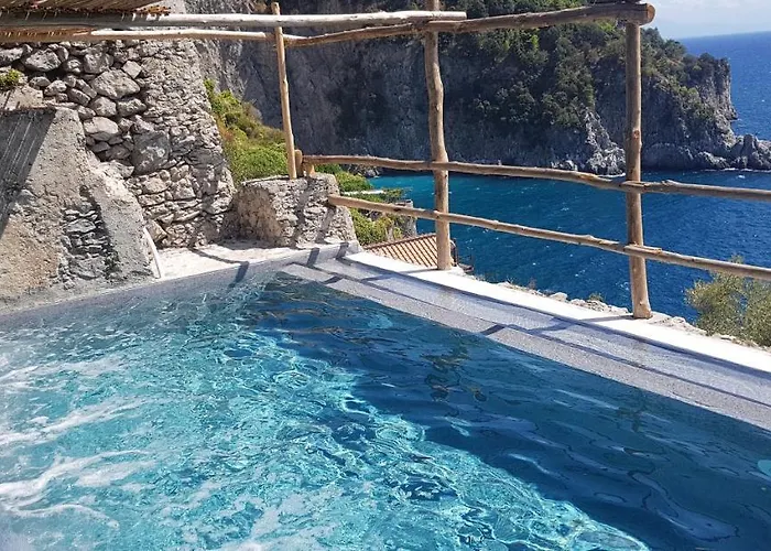 Cannaverde - Amalfi Coast Camp Maiori